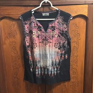 Women's Black and Pink Sleeveless Top